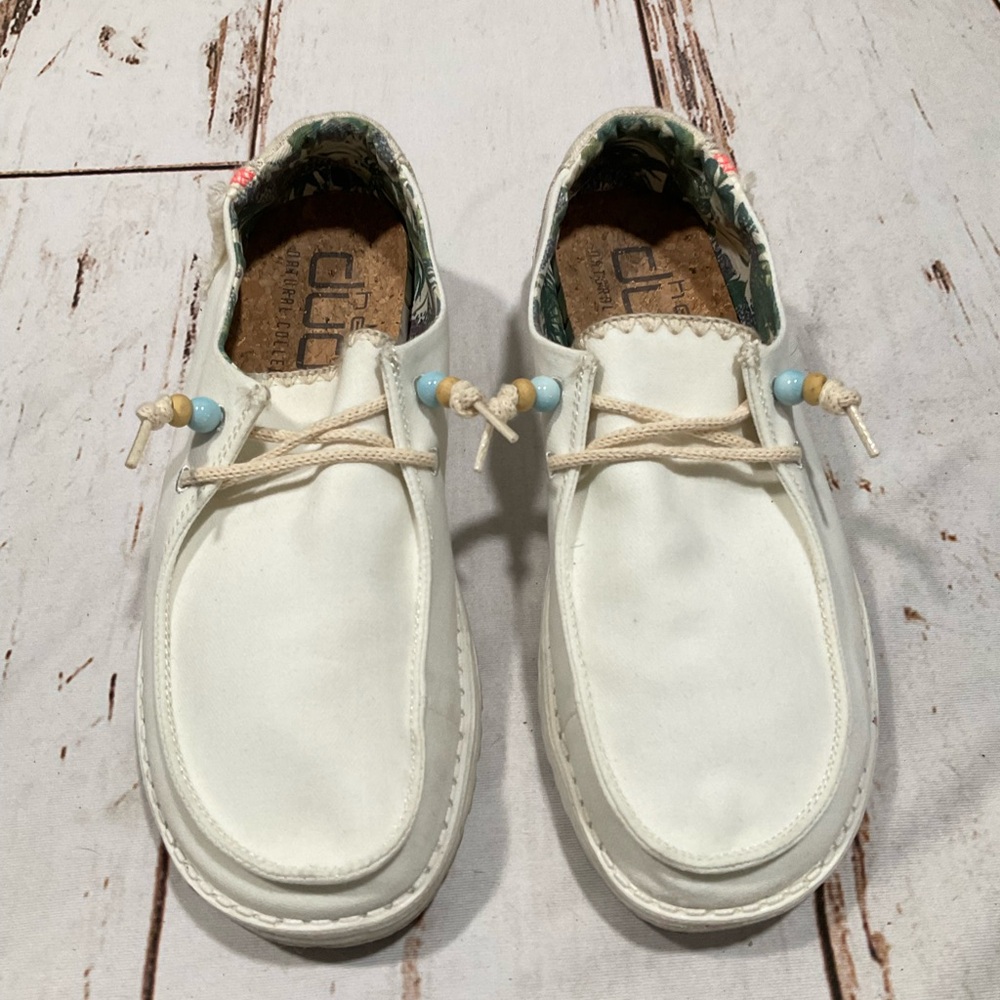 HEY DUDE WOMENS WENDY‎ NATURAL WASHABLE CASUAL SHOES